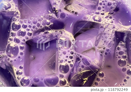 texture of refreshing tea with transparent ice cubes and bubbles texture of refreshing tea with transparent ice cubes and bubbles 118792249