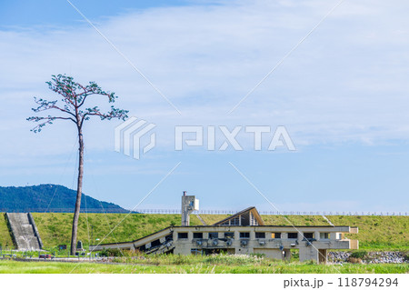 「岩手県」奇跡の一本松・陸前高田市 118794294