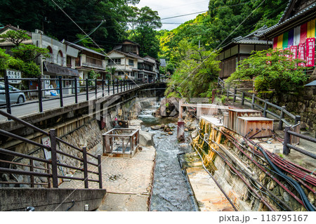 Yunomine onsen Yuzutsu, onsen village in Wakayama, Japan 118795167