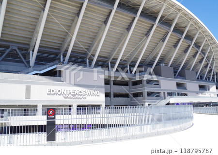 広島サッカースタジアム建物の景色 118795787