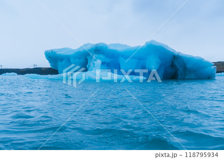 ヨークルスアゥルロゥン アイスランドの湖 ヨークルスアゥルロゥン アイスランドの湖 118795934