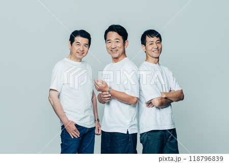 ミドルの男性 118796839