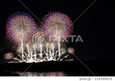四大花火師の饗宴　＜利根川大花火大会2024＞ 118799070