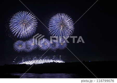 四大花火師の饗宴 <利根川大花火大会2024> 四大花火師の饗宴 <利根川大花火大会2024> 118799076