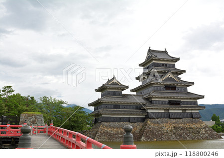 日本100名城・松本城 118800246