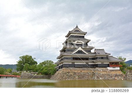 日本100名城・松本城 118800269