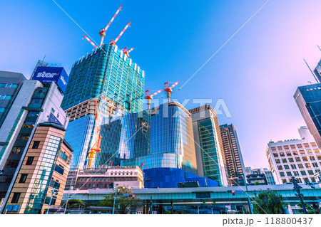 日本の東京都市景観 9月。日本橋一丁目の再開発事業などを望む。窓ガラスが…=13日 日本の東京都市景観 9月。日本橋一丁目の再開発事業などを望む。窓ガラスが…=13日 118800437
