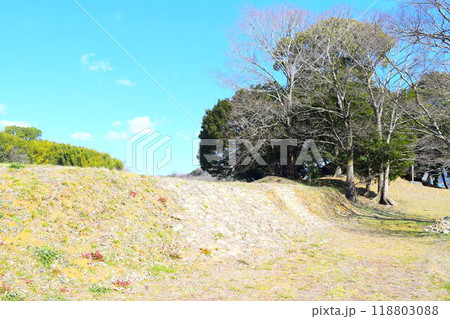 【国指定史跡】馬越長火塚古墳 【国指定史跡】馬越長火塚古墳 118803088