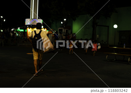 夜の遊びからの帰り道 夜の遊びからの帰り道 118803242