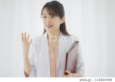 女医さん　　　 118803496