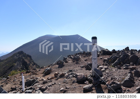 仙人岳から見る浅間山 118803806