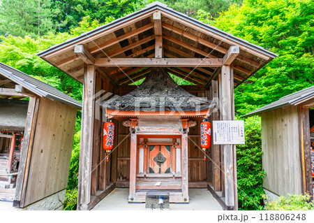 京都市左京区大原来迎院町　出世稲荷神社（出世開運の神）　三石大神（壽石大神）勝負の神様 118806248