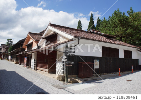 備中吹屋の町並み　吹屋ふるさと村 118809461
