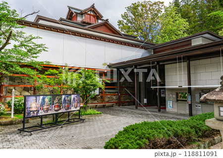 岐阜県高山市桜町 高山祭屋台会館(桜山八幡宮の例祭の展示会場) 岐阜県高山市桜町 高山祭屋台会館(桜山八幡宮の例祭の展示会場) 118811091