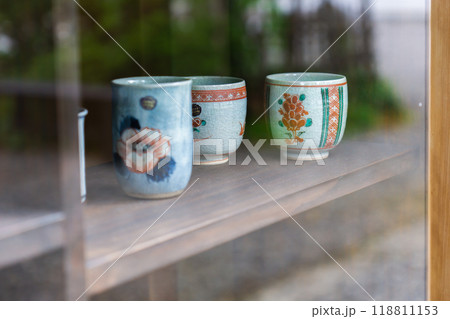 岐阜県高山市桜町 桜山八幡宮門前 飛騨高山陶器 岐阜県高山市桜町 桜山八幡宮門前 飛騨高山陶器 118811153