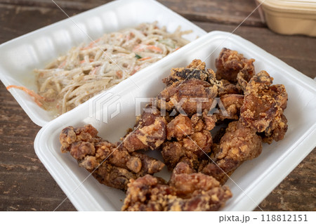 とても美味しい日本の弁当と惣菜 とても美味しい日本の弁当と惣菜 118812151