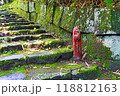 静寂の誘い、苔むす石段 118812163