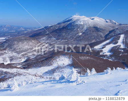 湯ノ丸山から望む冬の浅間山 湯ノ丸山から望む冬の浅間山 118812879