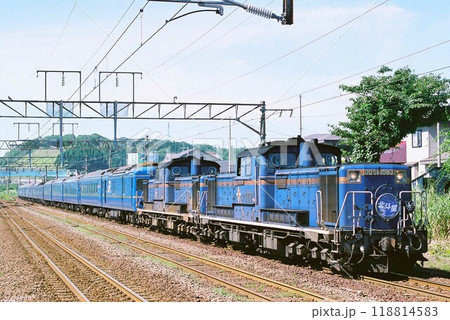 登別に入線するDD51形牽引の寝台特急北斗星号 登別に入線するDD51形牽引の寝台特急北斗星号 118814583