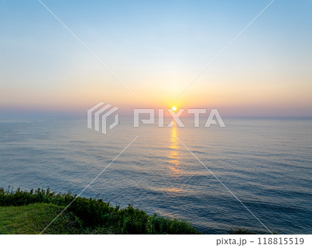 太東崎展望台から見る夏の日の出（千葉県いすみ市） 118815519