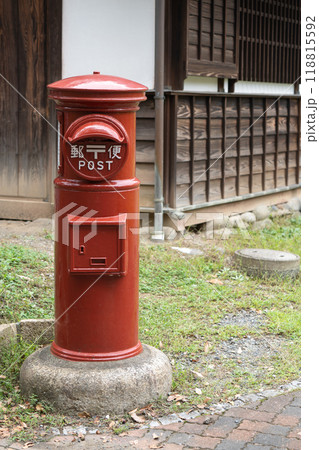 レトロなポスト レトロなポスト 118815592