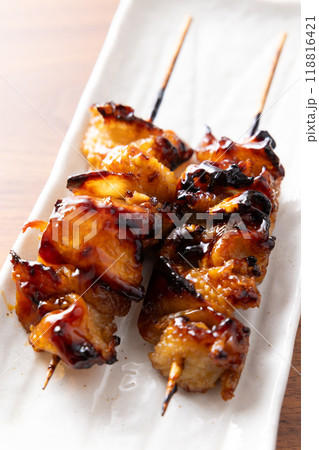 おいしい鶏皮の焼き鳥 おいしい鶏皮の焼き鳥 118816421