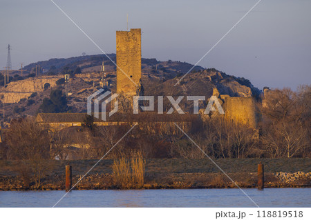 Tour carree de Roquemaure, Roquemaure, Provence, France Tour carree de Roquemaure, Roquemaure, Provence, France 118819518
