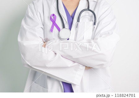 Doctor holding purple Ribbon for Violence, Pancreatic, Esophageal, Testicular cancer, Alzheimer, epilepsy, lupus, Sarcoidosis and Fibromyalgia. Awareness month and World cancer day concept Doctor holding purple Ribbon for Violence, Pancreatic, Esophageal, Testicular cancer, Alzheimer, epilepsy, lupus, Sarcoidosis and Fibromyalgia. Awareness month and World cancer day concept 118824701