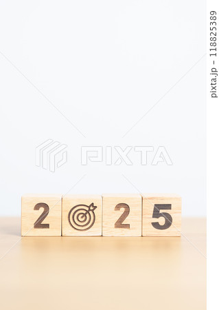 2025 year block with dartboard icon. Goal, Target, Resolution, strategy, plan, Action, mission, motivation, and New Year start concepts 118825389
