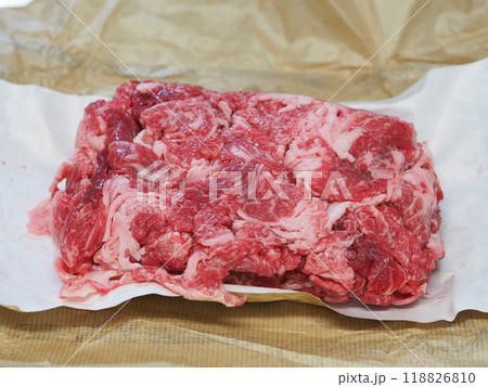 精肉店で買った和牛肉(経木・調理前) 精肉店で買った和牛肉(経木・調理前) 118826810