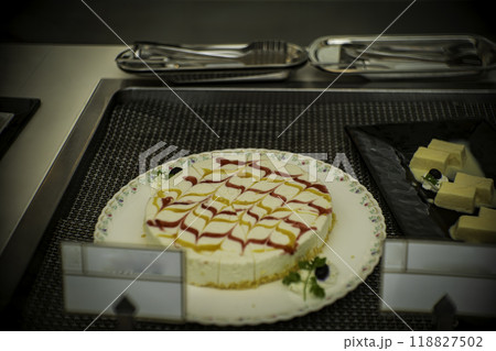 レアチーズケーキ 118827502