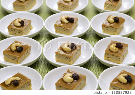 ワタラッパン(スリランカのココナッツミルクプリン) 118827928