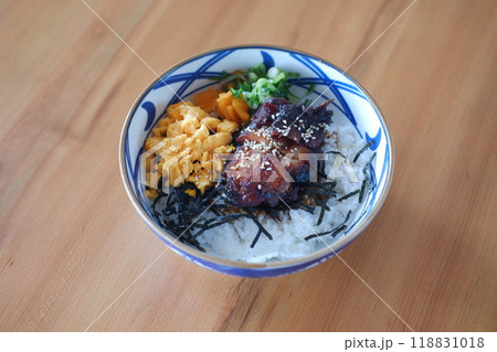 rice with beef or other meat ingredients rice with beef or other meat ingredients 118831018