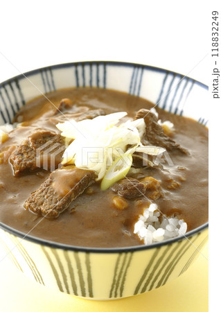 ビーフカレー丼 ビーフカレー丼 118832249