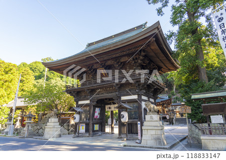 日牟禮八幡宮　楼門（滋賀県近江八幡市） 118833147