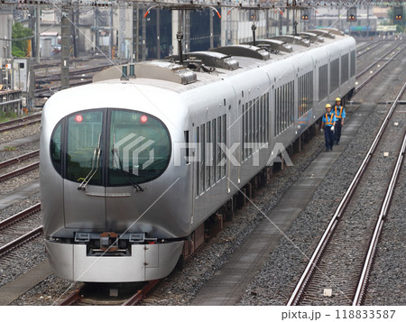 小手指車両基地に留置中の西武池袋線特急ちちぶ号 118833587