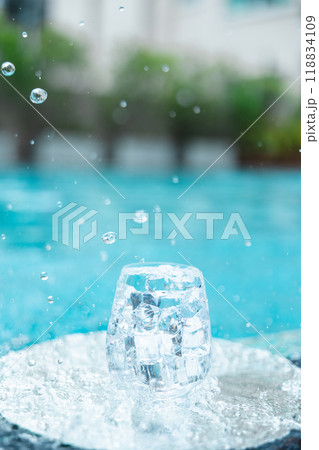 氷のある風景 118834109