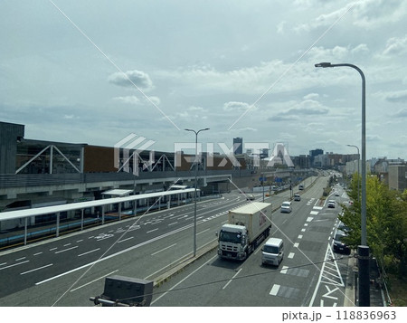 新御堂筋線と箕面萱野駅 118836963