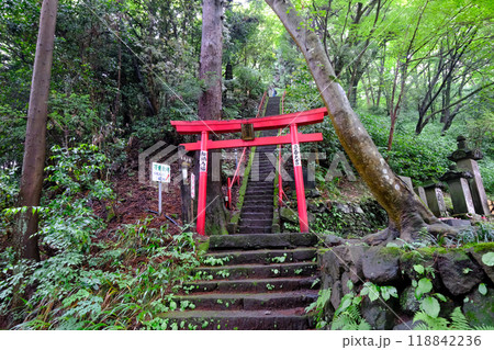 群馬県　渋川市　水澤観世音　飯縄大権現　水沢山登山道入口 118842236