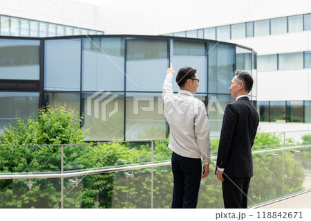 ビジネス　オフィスビル　不動産 118842671