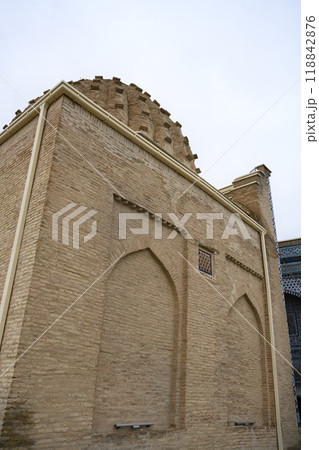 Mausoleum in the medieval Shahi-Zinda complex of 14 century in Samarkand, Uzbekistan Mausoleum in the medieval Shahi-Zinda complex of 14 century in Samarkand, Uzbekistan 118842876