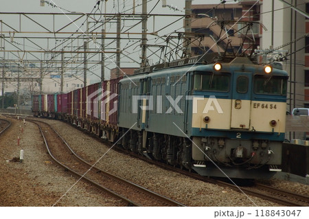 かつて武蔵野線で活躍したEF64重連の貨物列車(2459レ_54号機前補機)_2008/1/29撮影 118843047