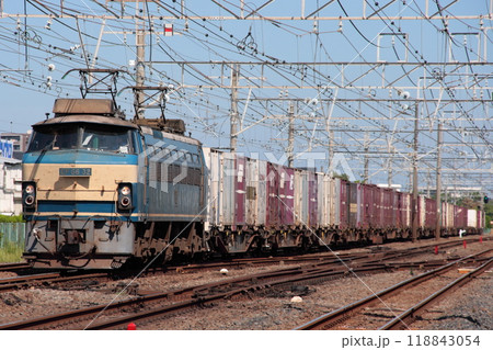 東海道貨物線を長大編成で走行するEF66-32号機牽引の貨物列車_2009/9/20撮影 東海道貨物線を長大編成で走行するEF66-32号機牽引の貨物列車_2009/9/20撮影 118843054
