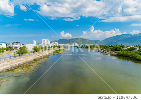 The city reservoir. The city reservoir. 118847336