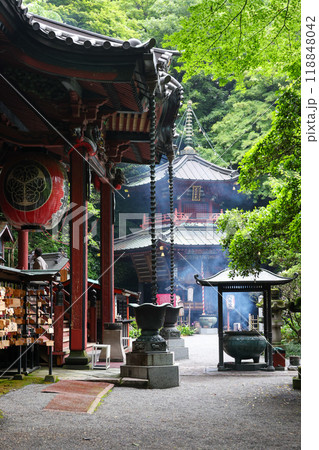 群馬県 渋川市 水澤観世音 本堂と六角堂 群馬県 渋川市 水澤観世音 本堂と六角堂 118848042