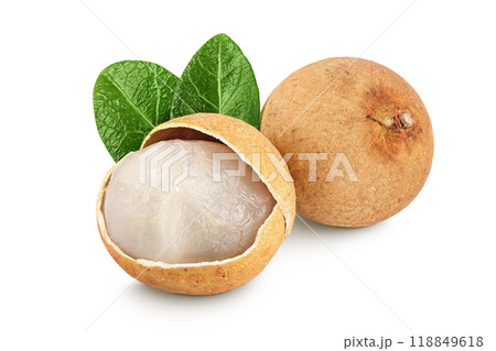 Fresh longan fruit with leaves isolated on white background 118849618