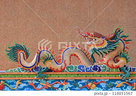 Beautiful scenery within the shrine Is a Chinese dragon statue architecture 118851567
