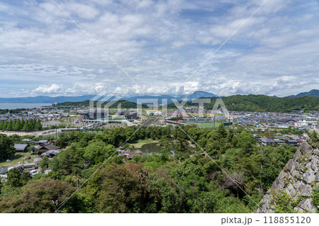 彦根城内の景色 118855120