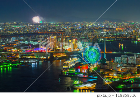 花火大会の日の大阪の夜景 花火大会の日の大阪の夜景 118858316