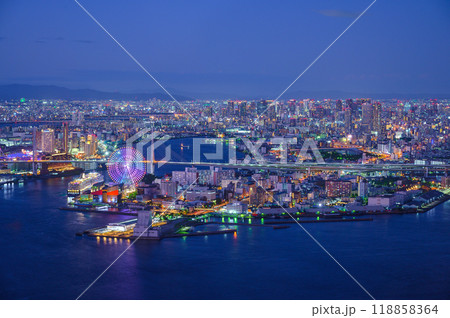ブルーアワーの大阪の夜景 ブルーアワーの大阪の夜景 118858364